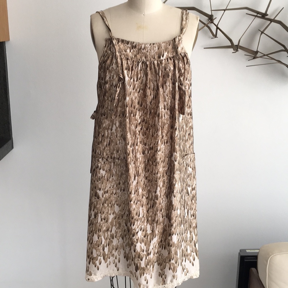 Karen zambos silk satin printed apron dress. NWT
